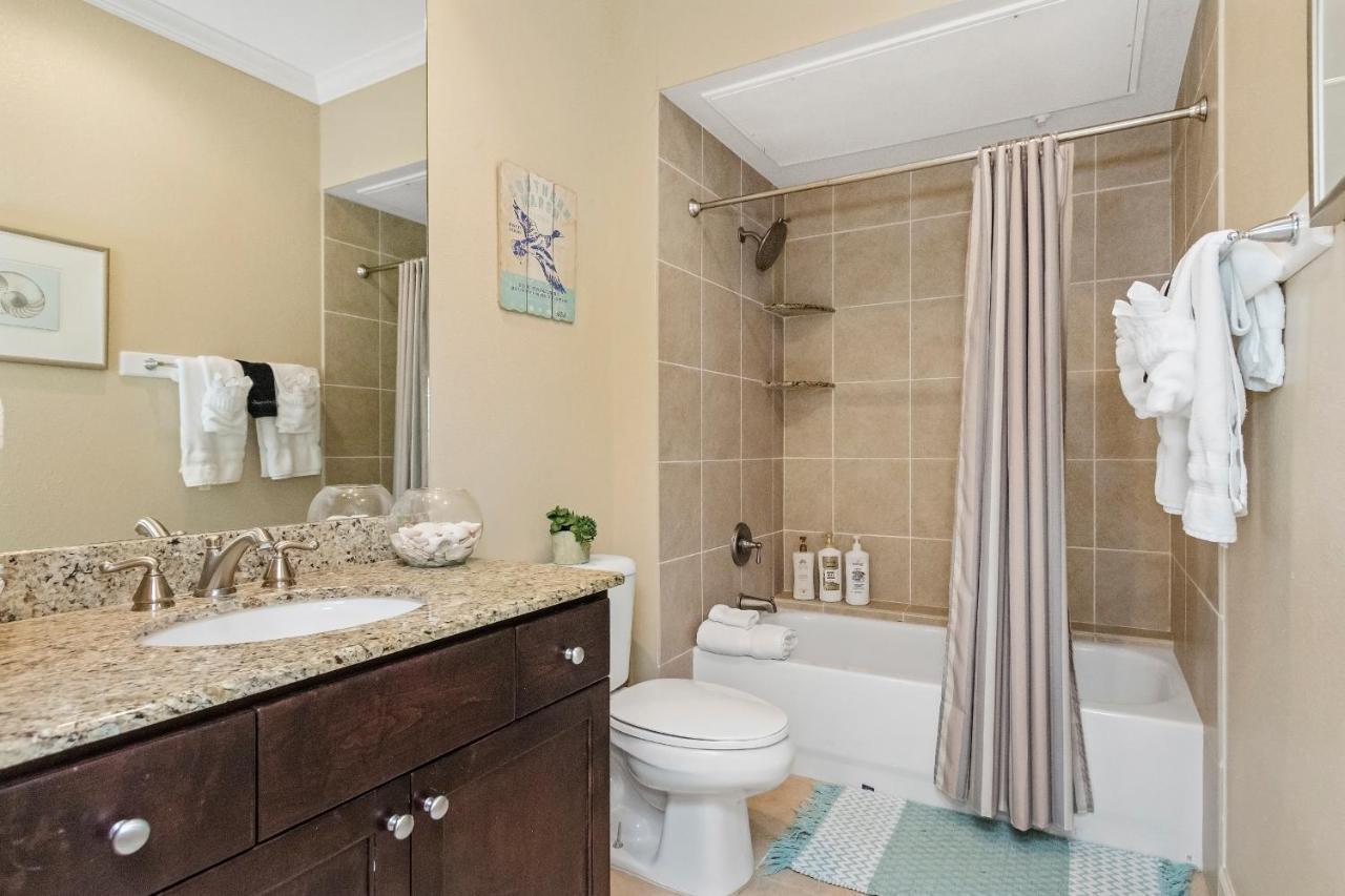 The Dawn Oceanfront On Seawall Blvd Apartment Galveston
